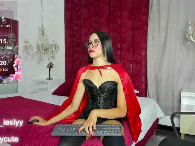 leslycutee webcam