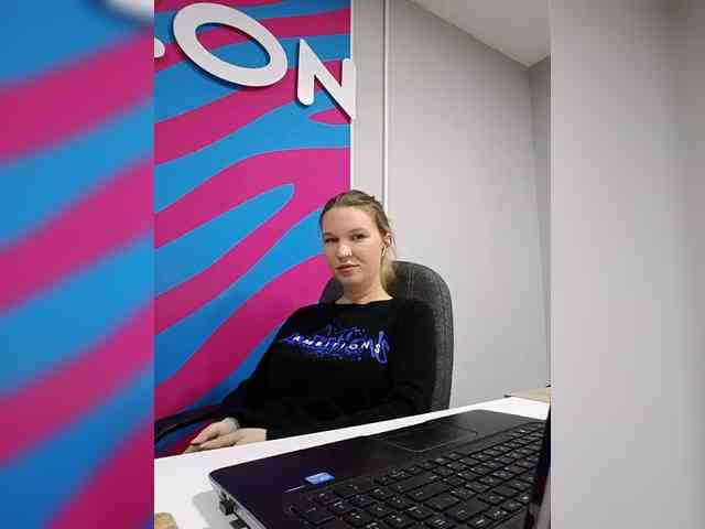 Olivia5551 webcam