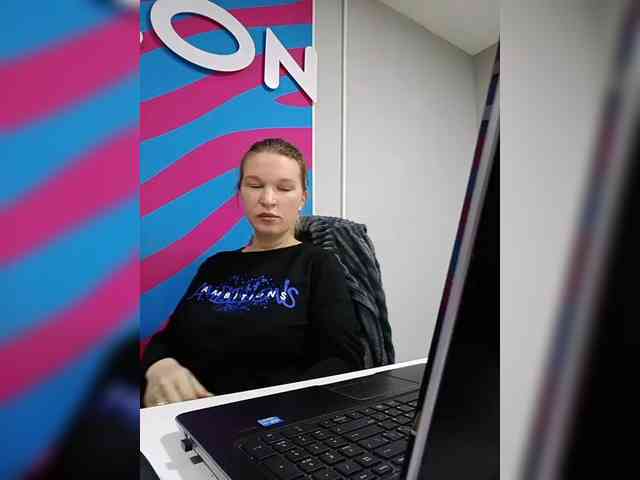 Olivia5551 webcam