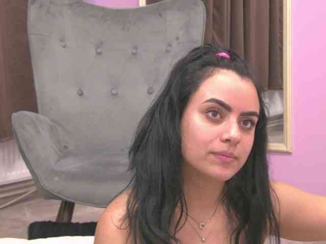 ElizaIbarra webcam