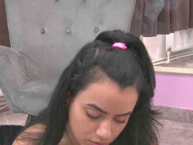 ElizaIbarra webcam