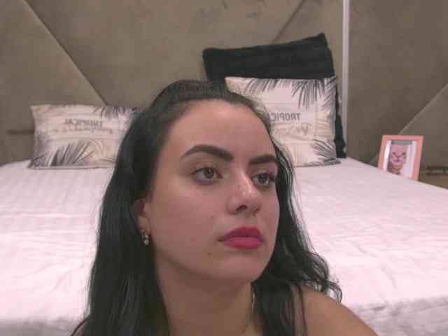 ElizaIbarra webcam