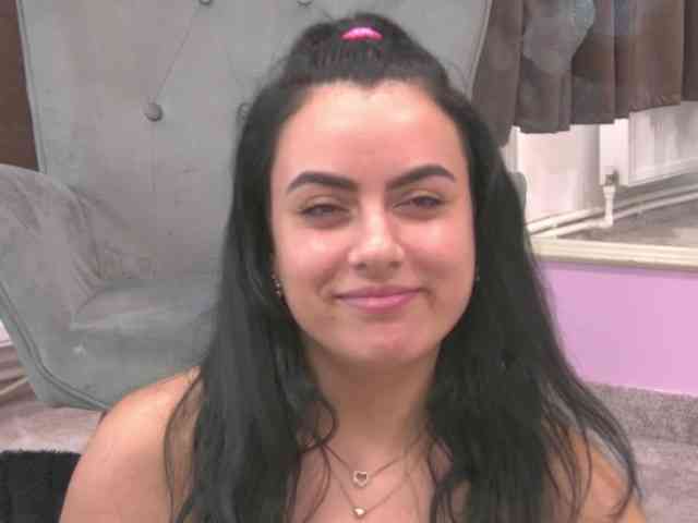 ElizaIbarra webcam