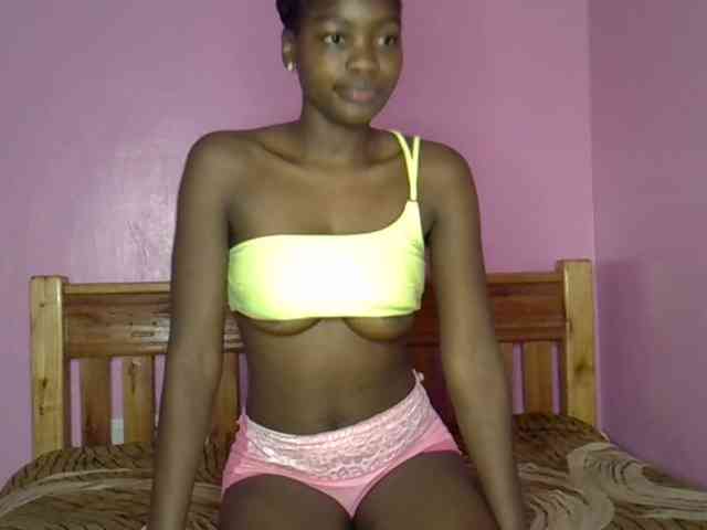 C-trisha webcam