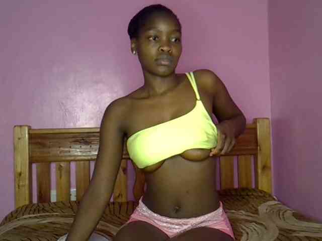 C-trisha webcam