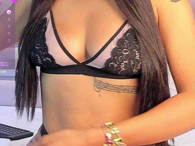 OrianaSimons webcam