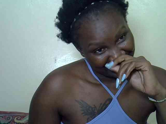 Prettyliz30 webcam