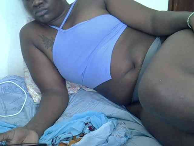 Prettyliz30 webcam