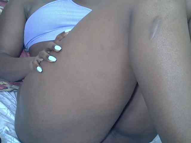 Prettyliz30 webcam