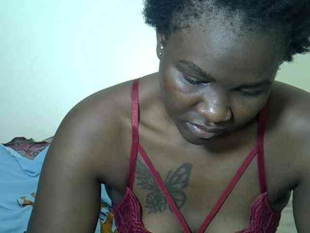 Prettyliz30 webcam