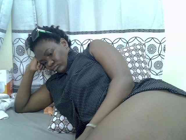 Prettyliz30 webcam