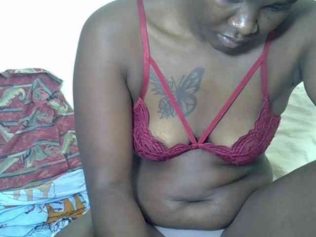 Prettyliz30 webcam