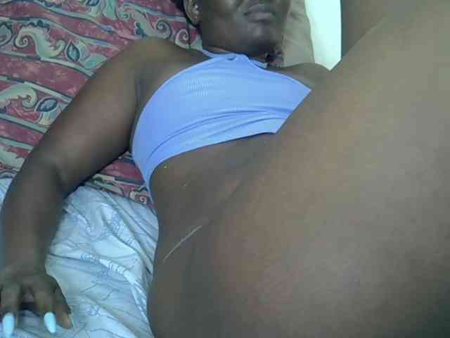 Prettyliz30 webcam