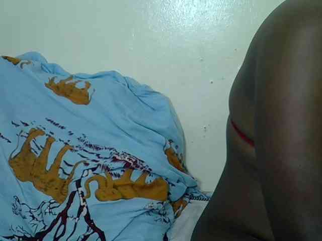 Prettyliz30 webcam