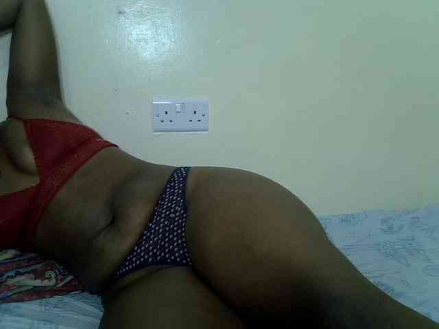 Prettyliz30 webcam