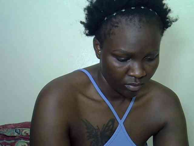 Prettyliz30 webcam