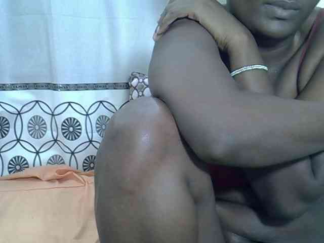 Prettyliz30 webcam