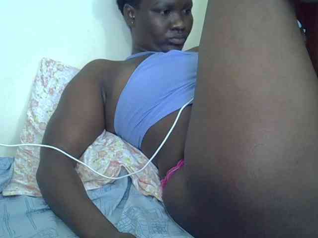 Prettyliz30 webcam