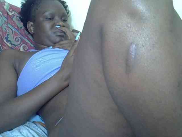 Prettyliz30 webcam