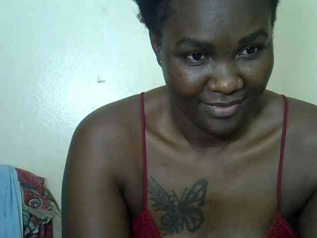 Prettyliz30 webcam