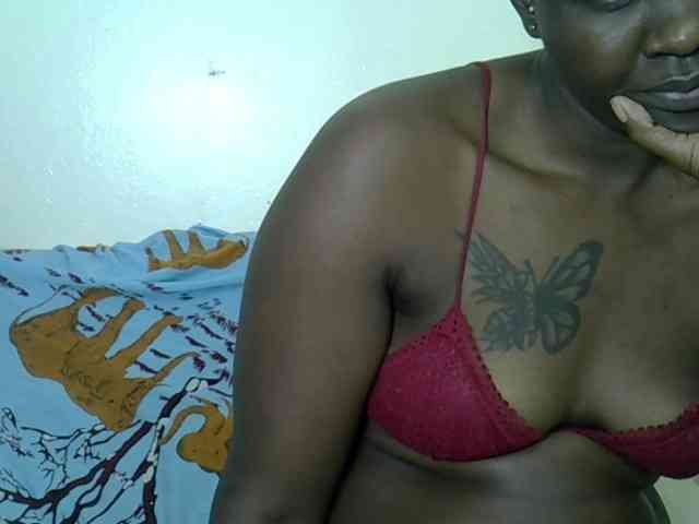 Prettyliz30 webcam