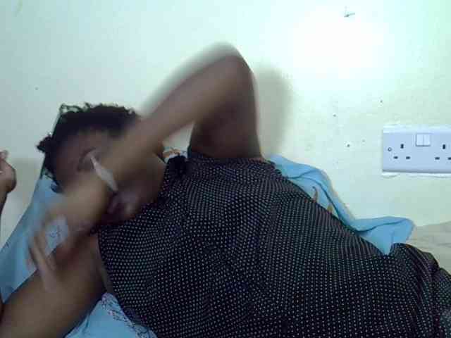 Prettyliz30 webcam