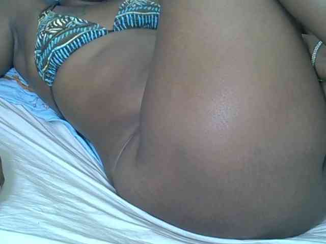 Prettyliz30 webcam