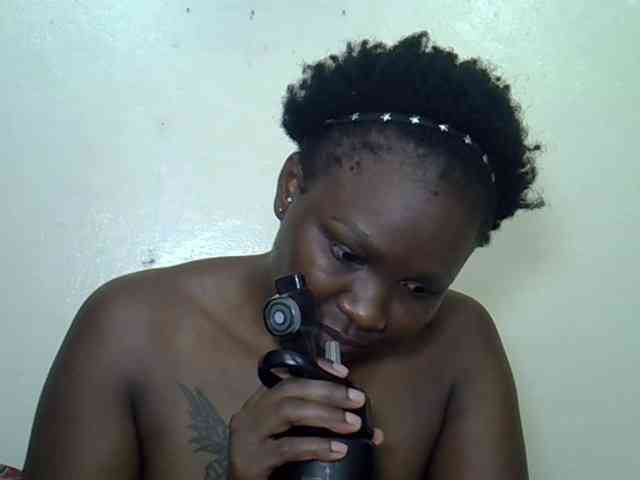 Prettyliz30 webcam