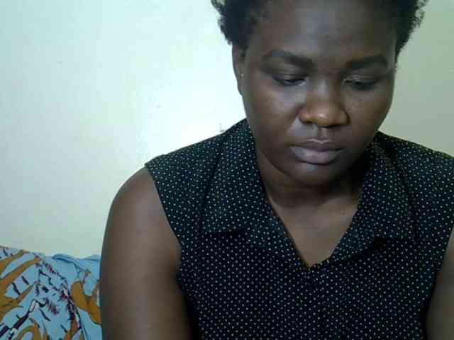 Prettyliz30 webcam
