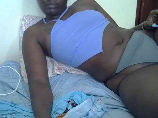 Prettyliz30 webcam