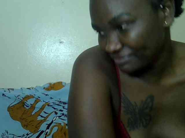 Prettyliz30 webcam