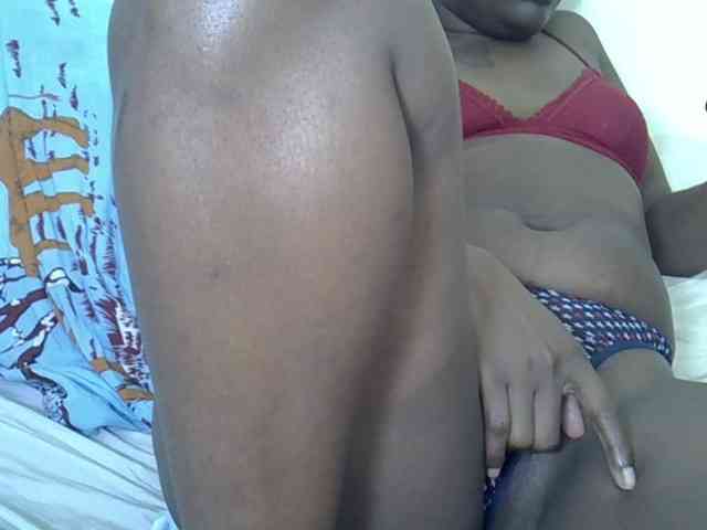 Prettyliz30 webcam