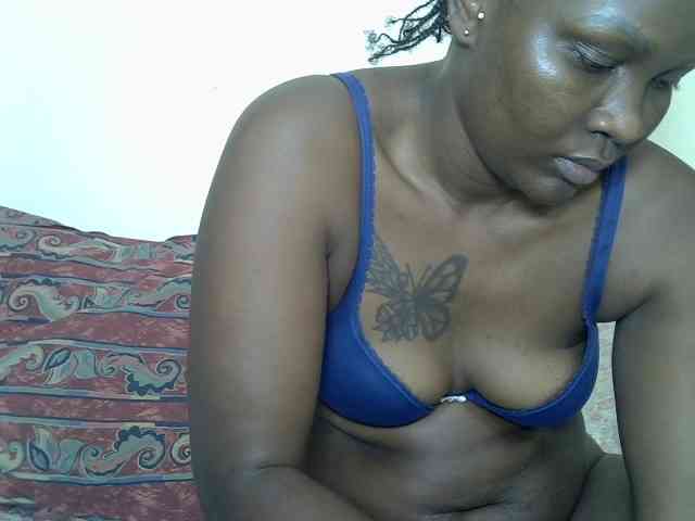 Prettyliz30 webcam