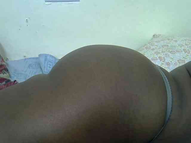 Prettyliz30 webcam