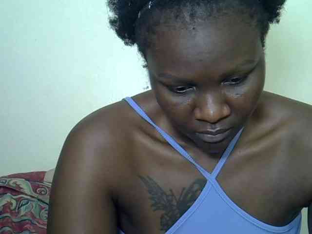 Prettyliz30 webcam