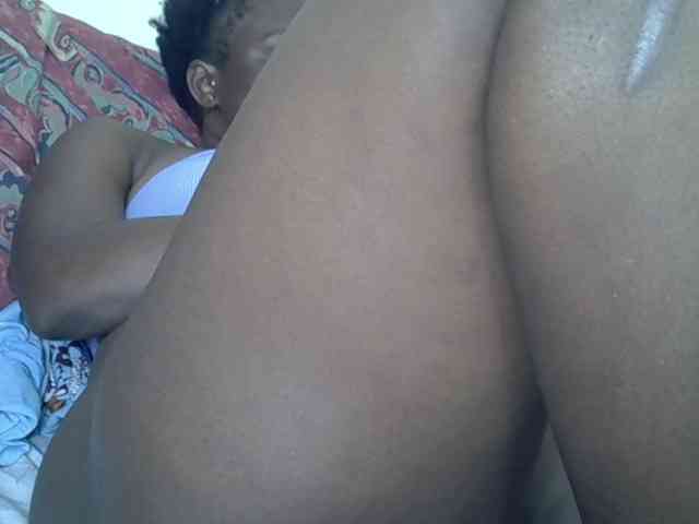 Prettyliz30 webcam