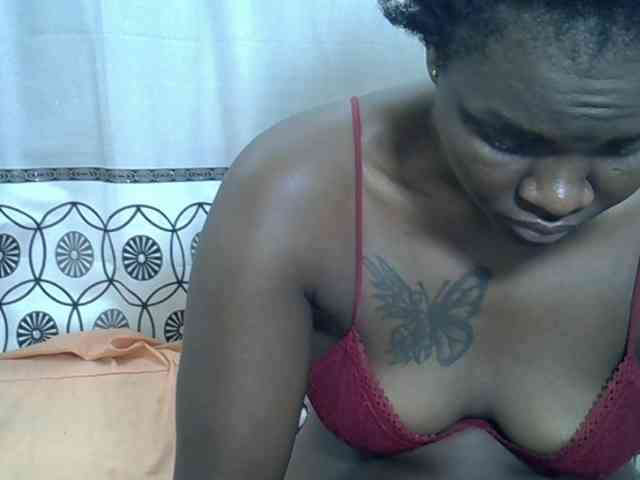 Prettyliz30 webcam