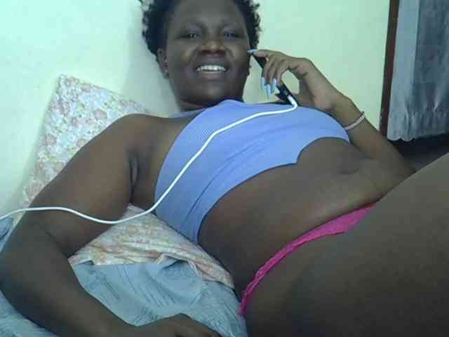Prettyliz30 webcam