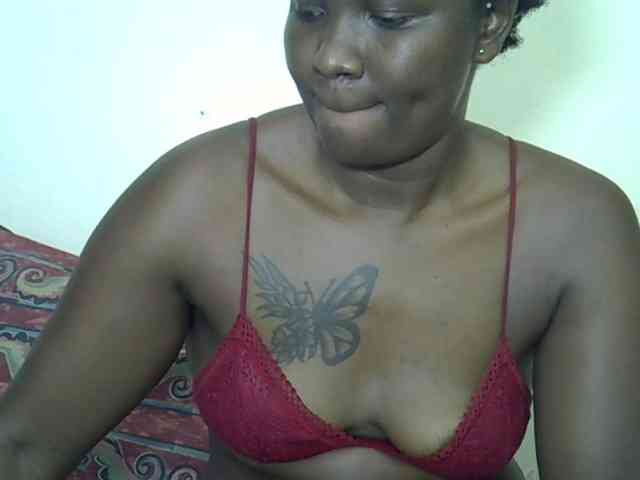 Prettyliz30 webcam