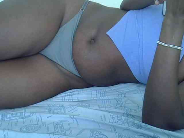 Prettyliz30 webcam
