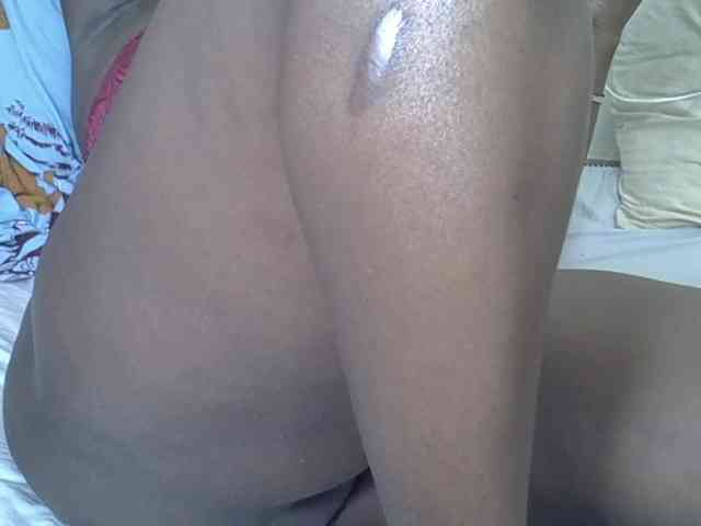 Prettyliz30 webcam