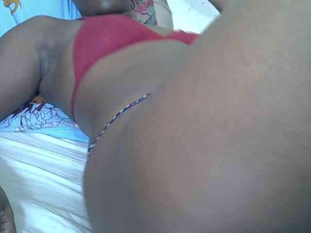 Prettyliz30 webcam