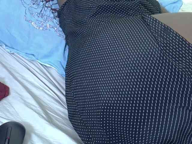 Prettyliz30 webcam