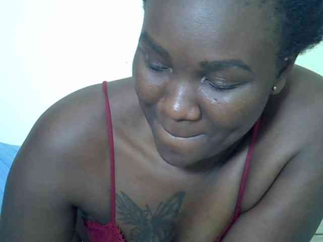Prettyliz30 webcam