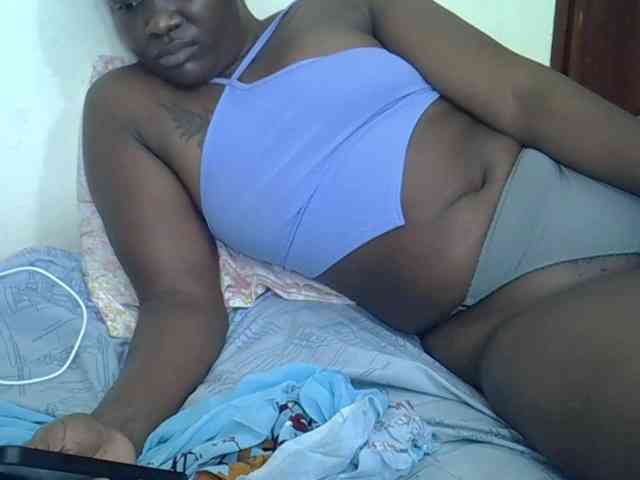 Prettyliz30 webcam