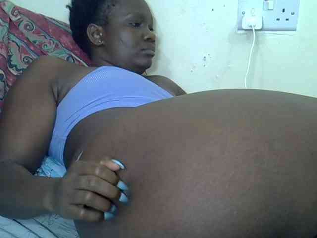Prettyliz30 webcam
