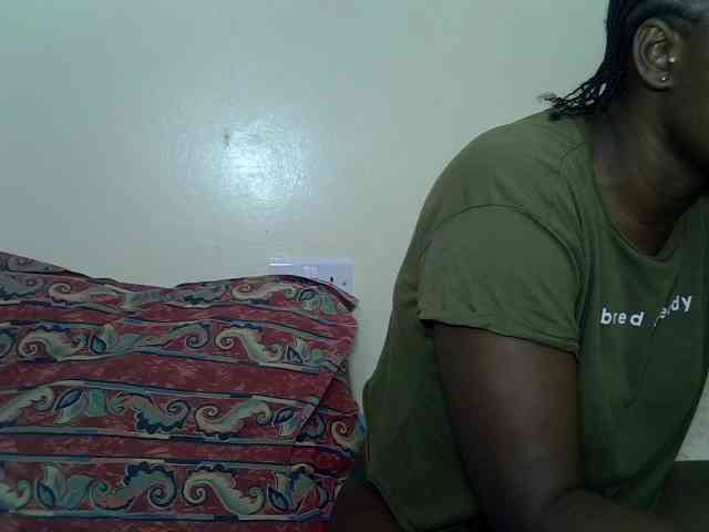 Prettyliz30 webcam