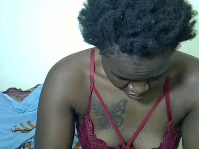 Prettyliz30 webcam