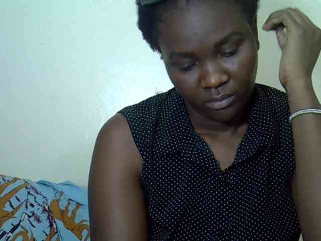 Prettyliz30 webcam