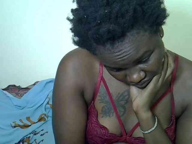 Prettyliz30 webcam